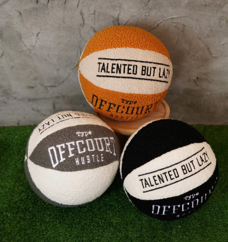 Basketball díszpárna, fekete-fehér, 25×25 cm