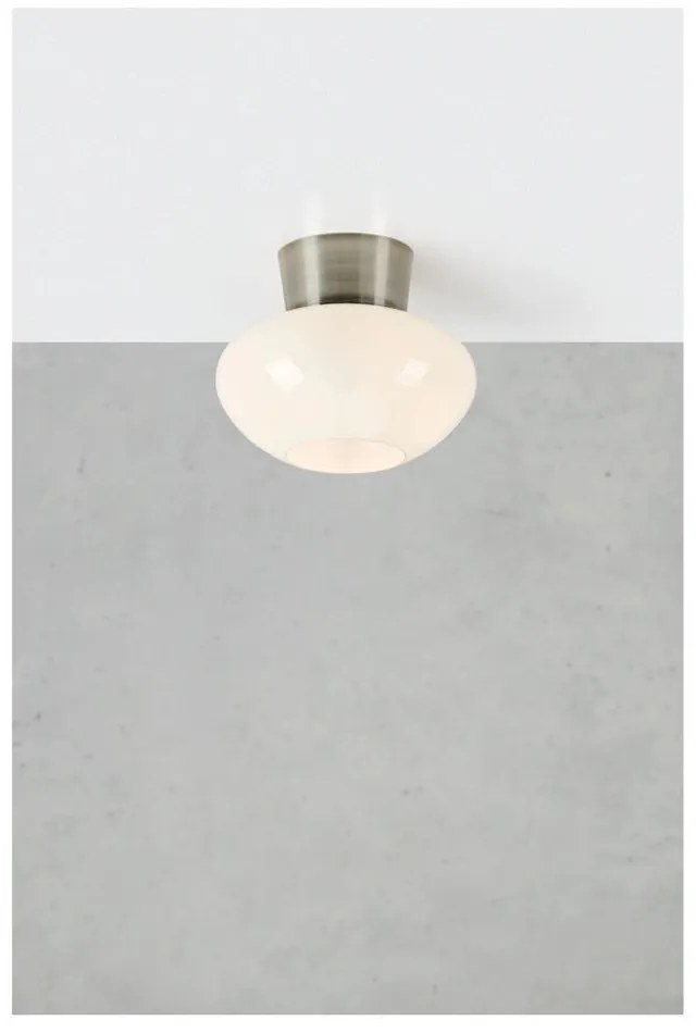 Fehér-ezüstszínű mennyezeti lámpa üveg búrával Malaga – Markslöjd