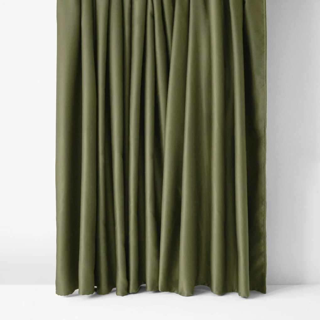 Goldea sötétítő függöny blackout szatén fényű - olivaszínű 270x220 cm