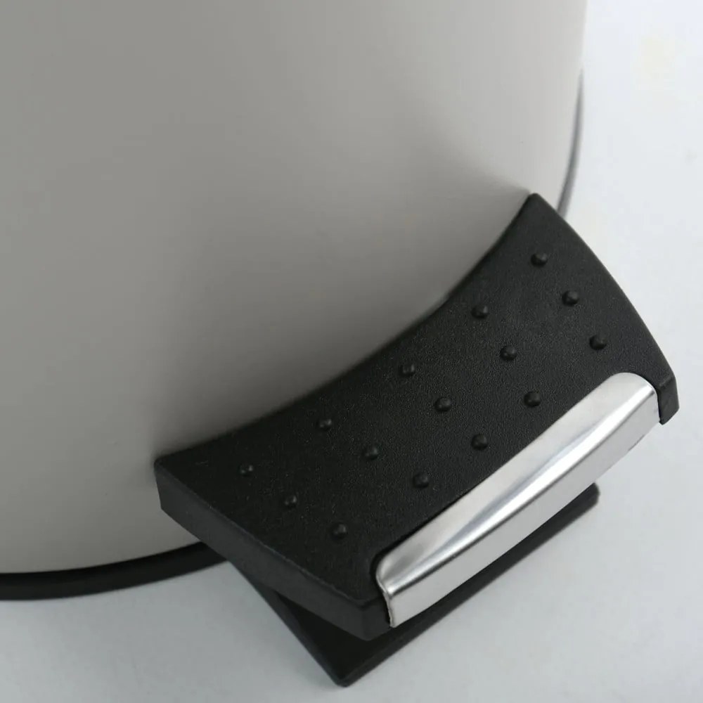 Szürkésbarna acél pedálos szemetes 5 l Adonis – Spirella