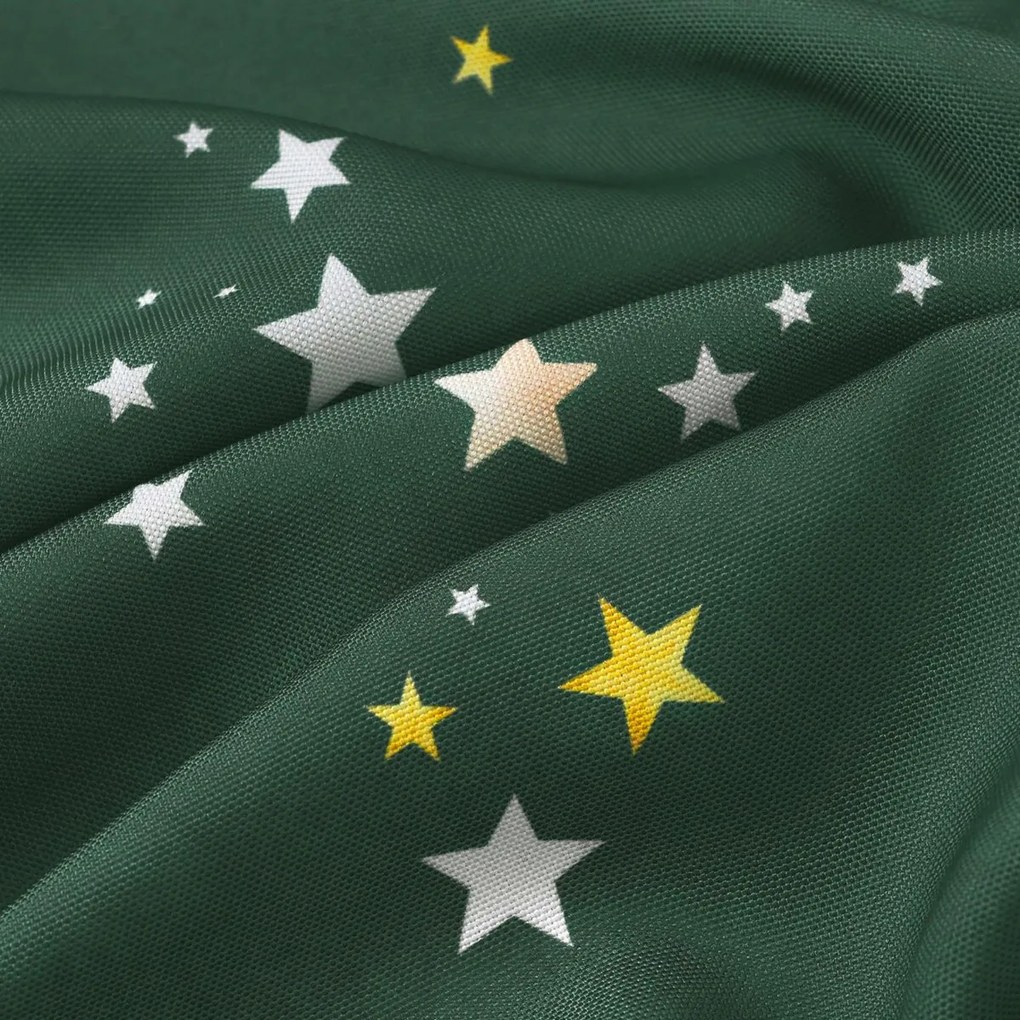 Goldea karácsonyi teflonbevonatú asztalterítő - csillagok zöld alapon 120 x 140 cm