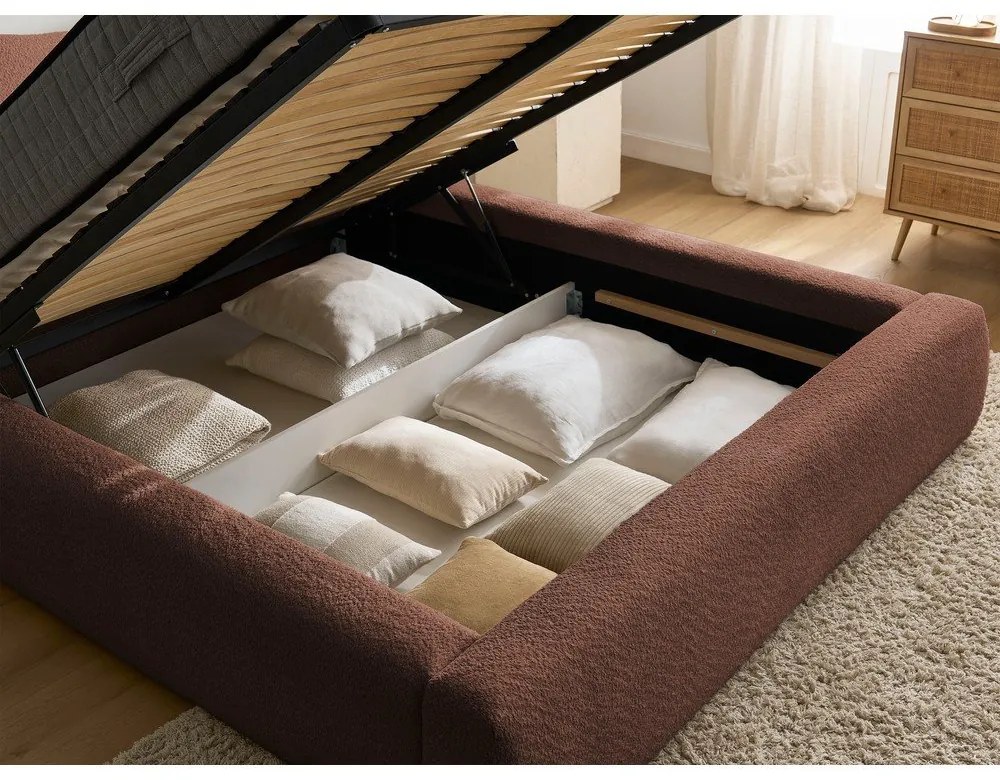 Narancssárga kárpitozott ágyneműtartós franciaágy ágyráccsal 140x190 cm Orlane – Bobochic Paris