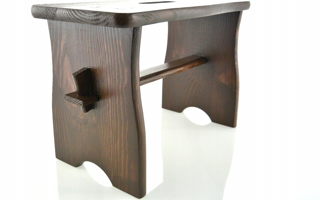 Magas Barna Festett Szék Zsámoly Fából Készült Konyhai Zsidó Fsc