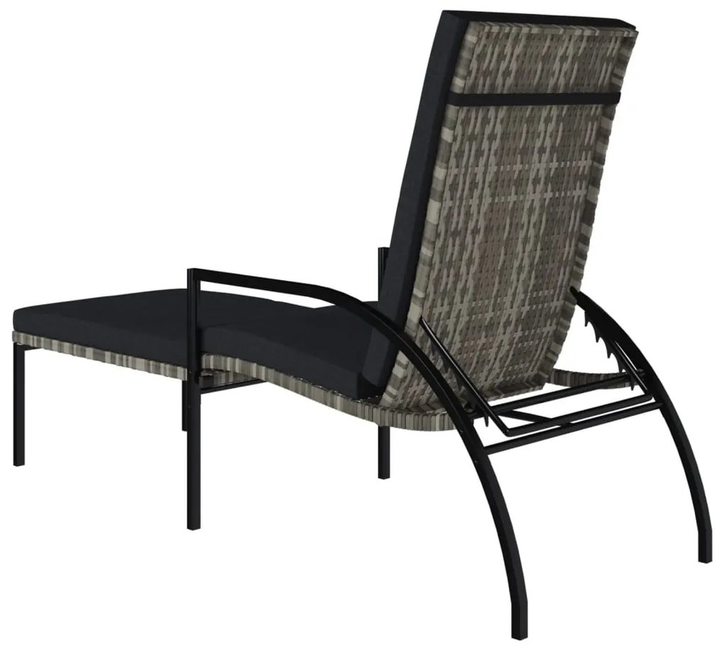 2 db szürke polyrattan napozóágy lábtartóval