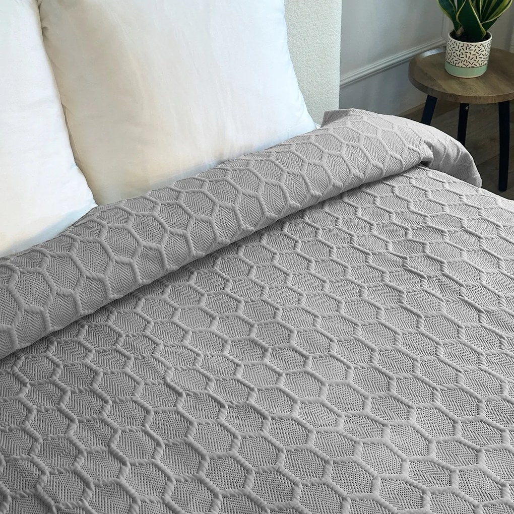 Ágytakaró Parla 3D Kapa Pléd Világos Szürke 220x240 cm