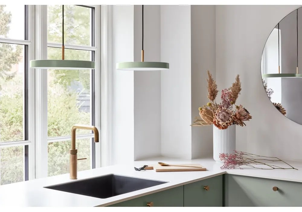 Világoszöld LED függőlámpa fém búrával ø 31 cm Asteria Mini – UMAGE