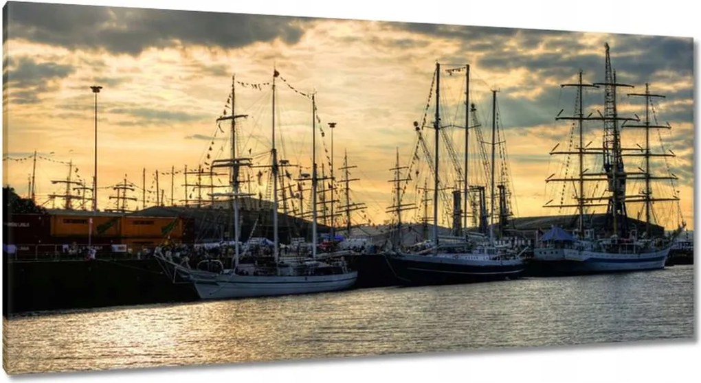 Képek 115x55 Yachtok a kikötőben