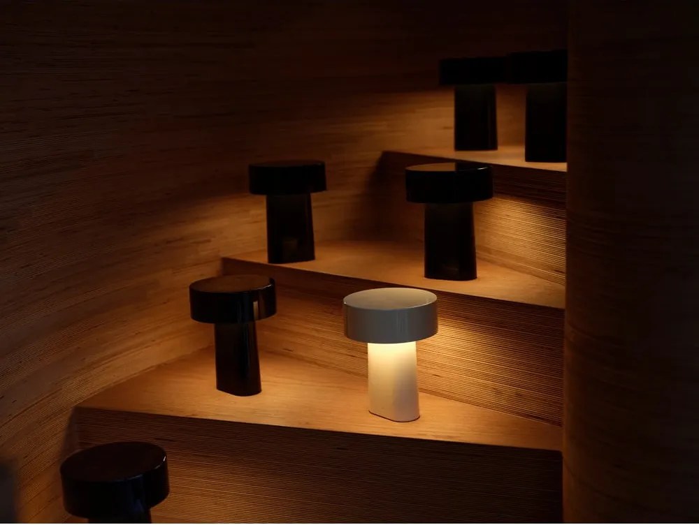 Szürkésbézs műanyag LED asztali lámpa (magasság 18 cm) Oblong – Zone