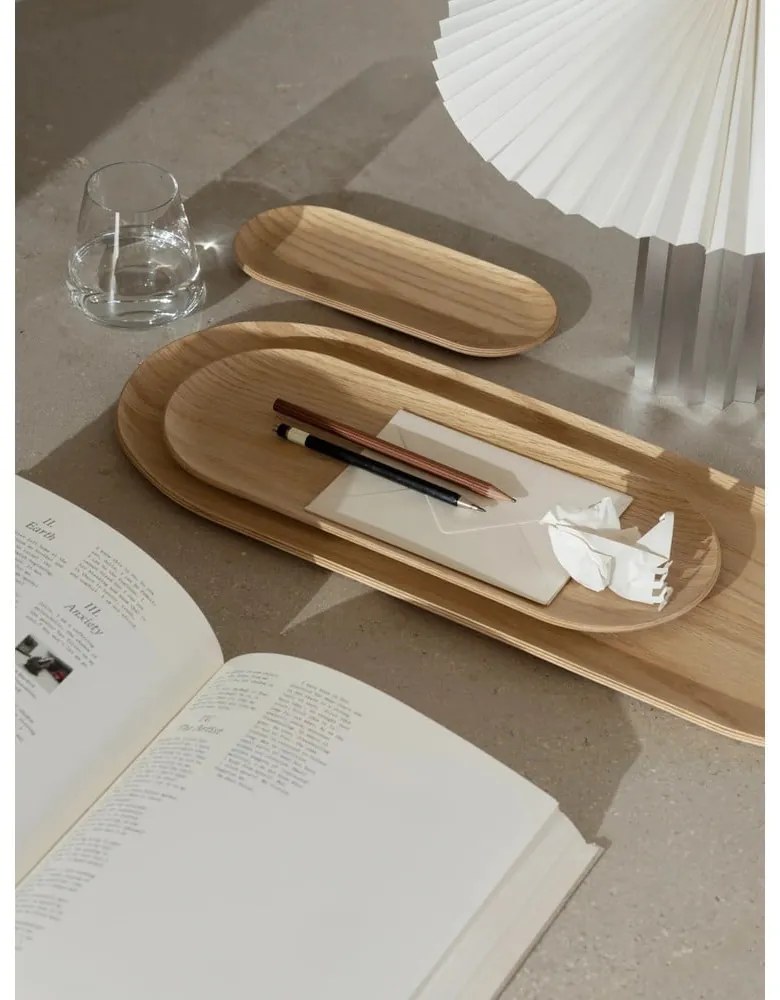 Fehér-ezüstszínű dimmelhető asztali lámpa textil búrával (magasság 36 cm) Taite – Blomus