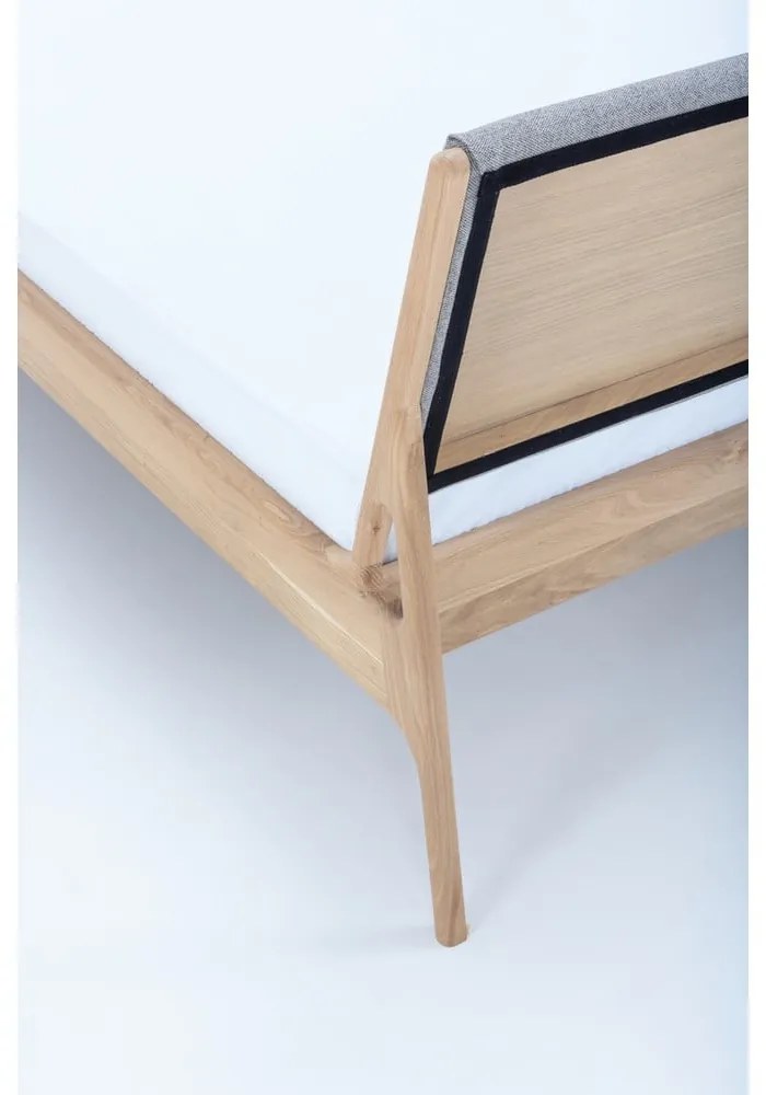 Szürke-natúr színű tölgyfa franciaágy 160x200 cm Fawn – Gazzda