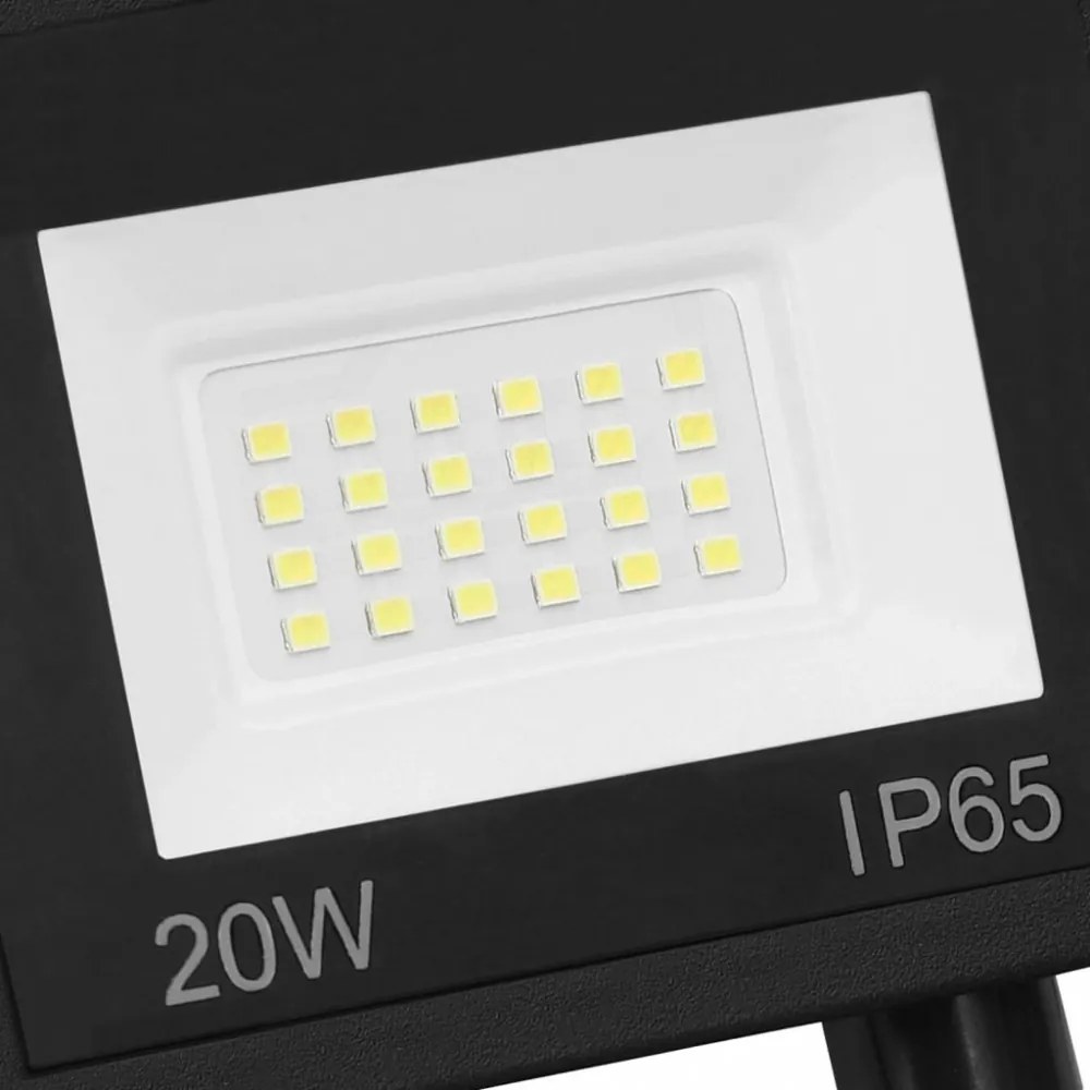 meleg fehér fényű szenzoros LED reflektor 20 W
