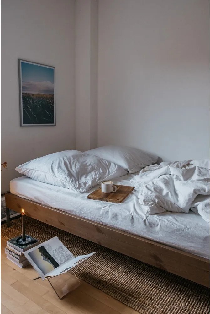 Barna borovi fenyő franciaágy ágyráccsal 140x200 cm Core – Karup Design