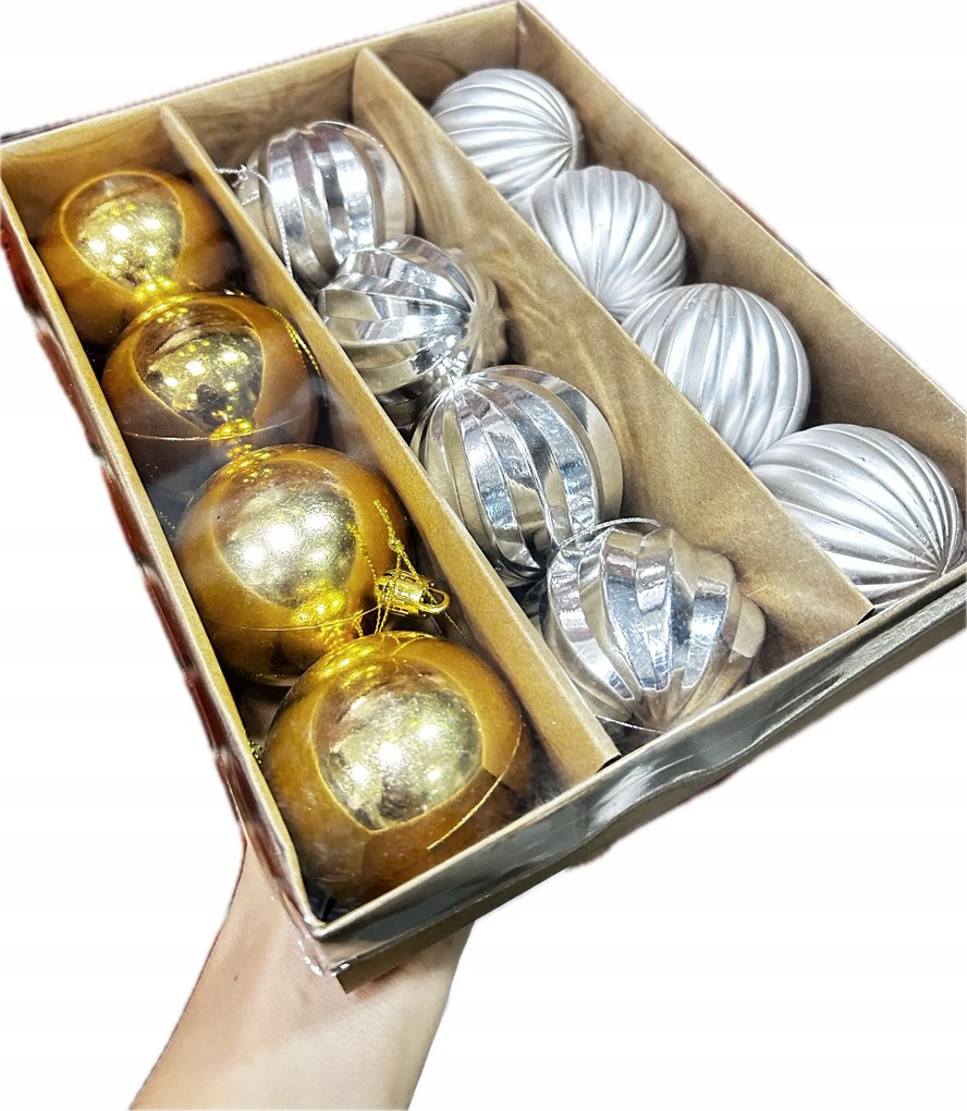 Arany és ezüst gömbök szett 12 db-os Bombák Műanyag