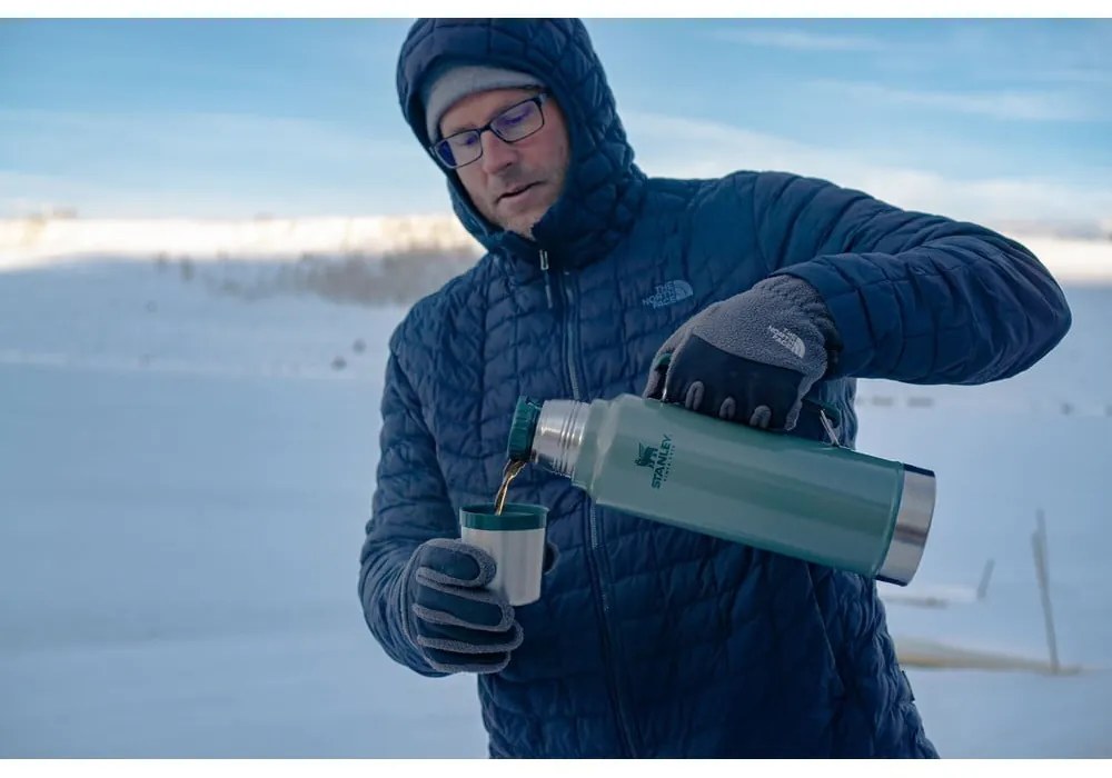 Zöld termosz bögrével 1 l – Stanley