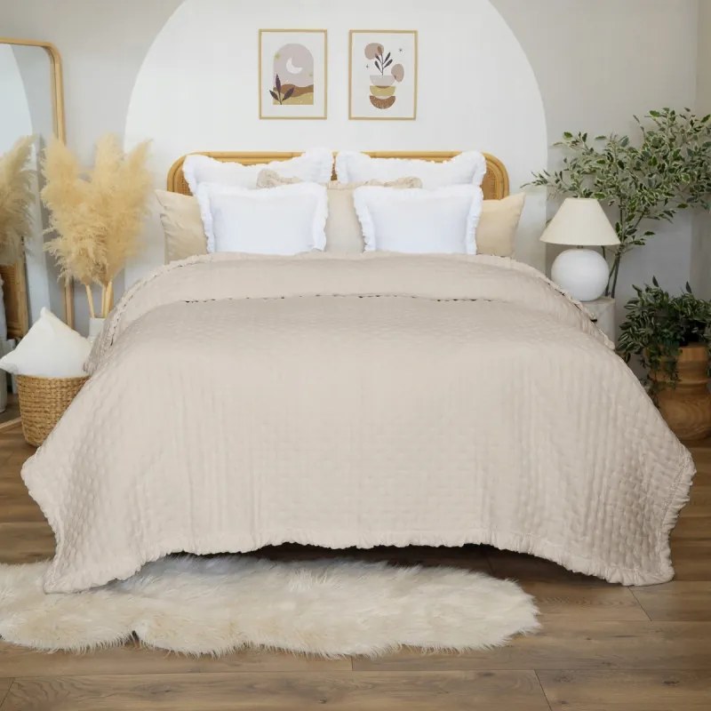 Celia steppelt dekoratív ágytakaró fodros Bézs 220 x 240 [cm]