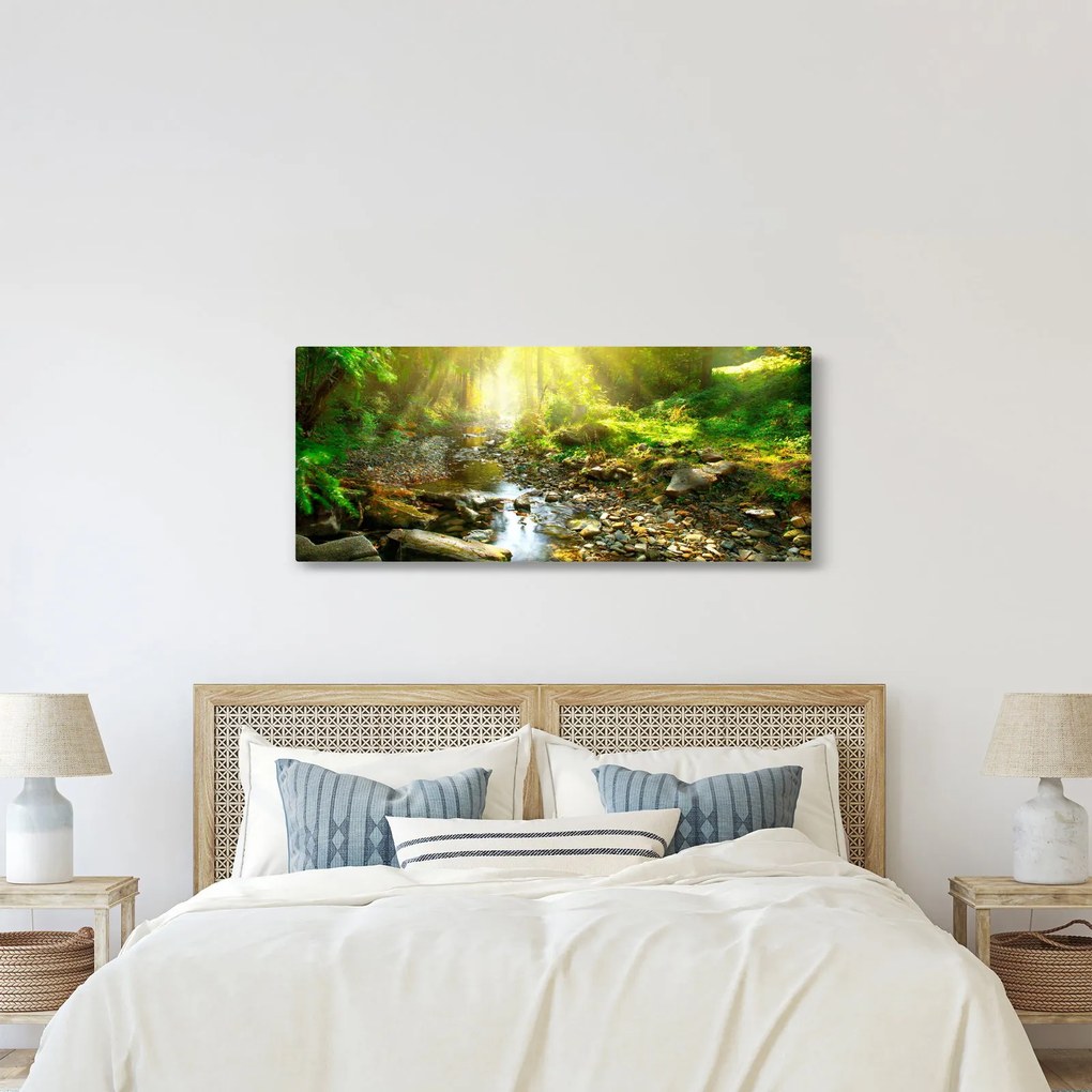 Egy folyó zöld erdőben képe (120x50 cm)