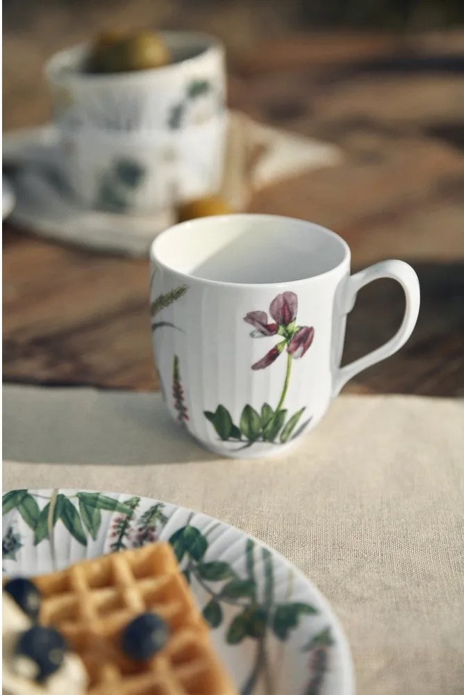 Fehér porcelán bögre 330 ml Hammershøi Summer – Kähler Design