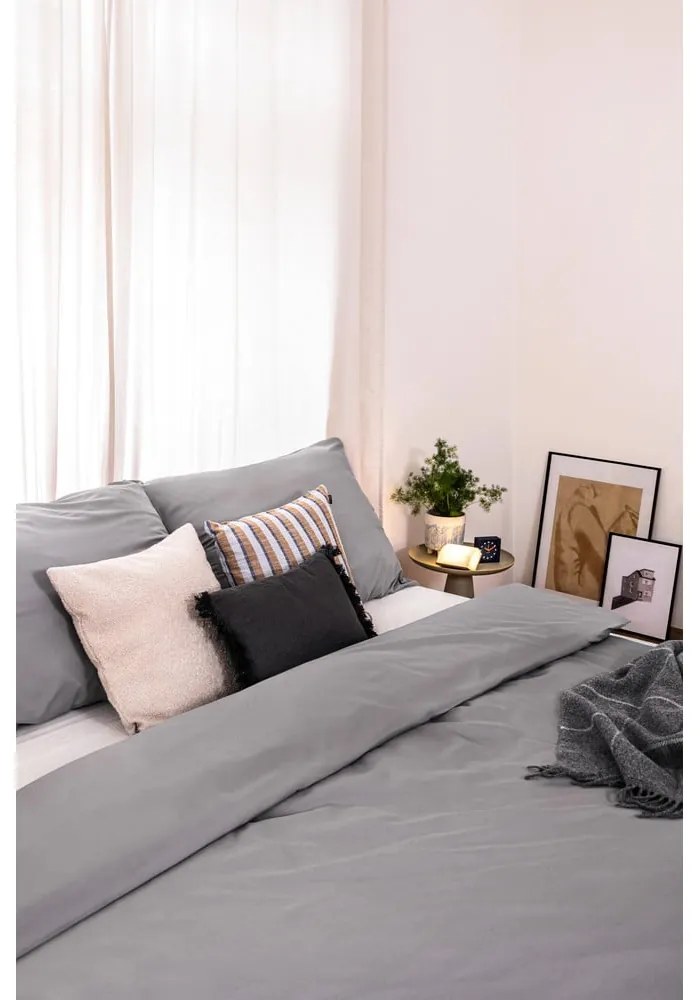 Szürke kétszemélyes hosszabbított mikroszatén ágyneműhuzat 200x220 cm Basic – Bonami Essentials