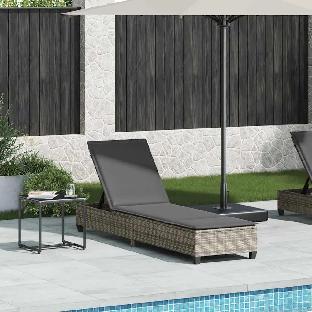 Szürke polyrattan napozóágy párnákkal 55x200x25,5 cm