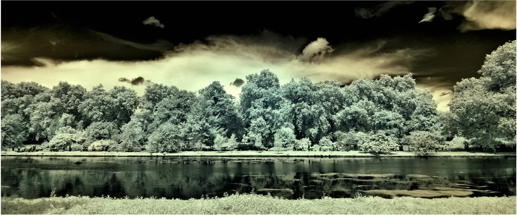 A víz felszínének képe (120x50 cm)