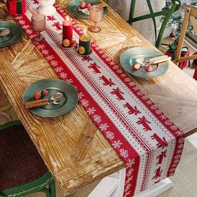 Karácsonyi asztaldísz 180x35 cm rénszarvas mintával