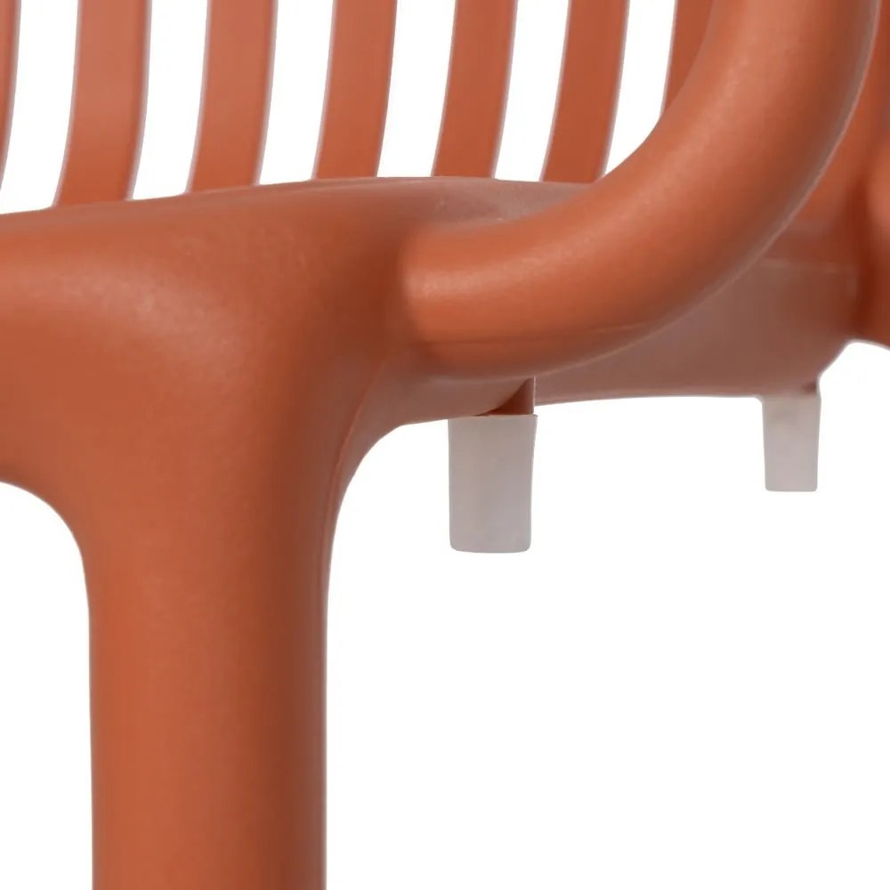 Terrakotta színű műanyag étkezőszék Alia – Ixia