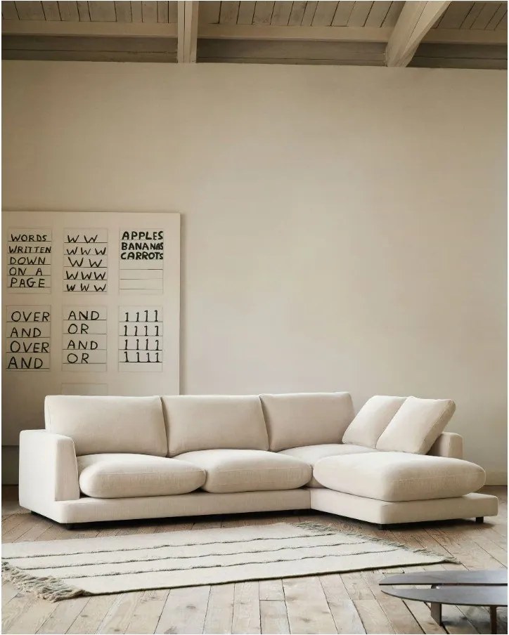 Bézs zsenília sarokkanapé (jobb oldali-heverő résszel) Gala – Kave Home