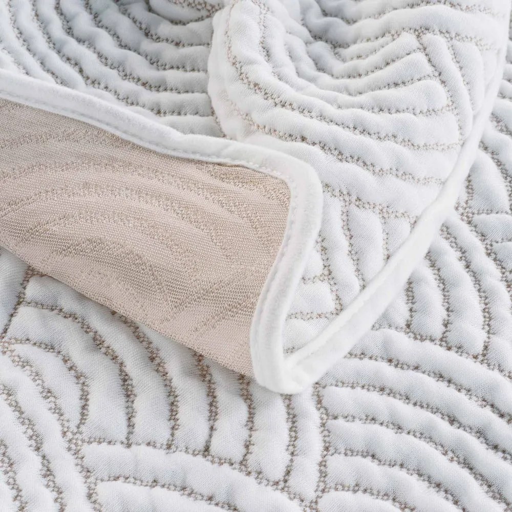 Fehér-bézs jersey ágytakaró és párnahuzat szett 240x260 cm Cassandra – douceur d'intérieur