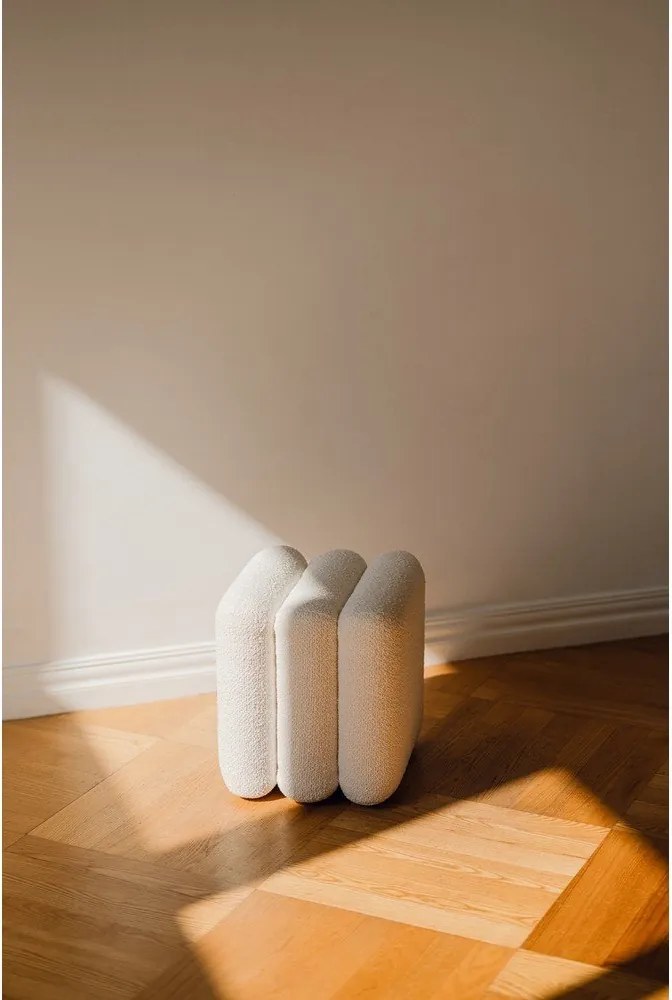 Bézs buklé puff Radd – noo.ma