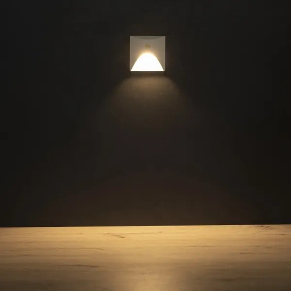 Kanlux 39129 - EXIN LED lépcsővilágító lámpa érzékelővel, 2,5W/230V, 3000K, IP65, fehér, szögletes