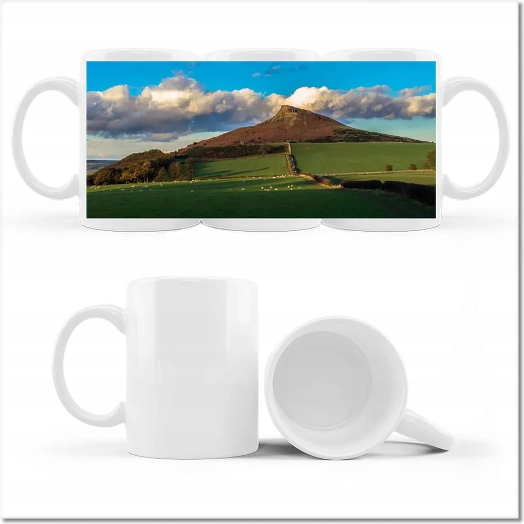 Nyomott mintás bögre Erős felhők