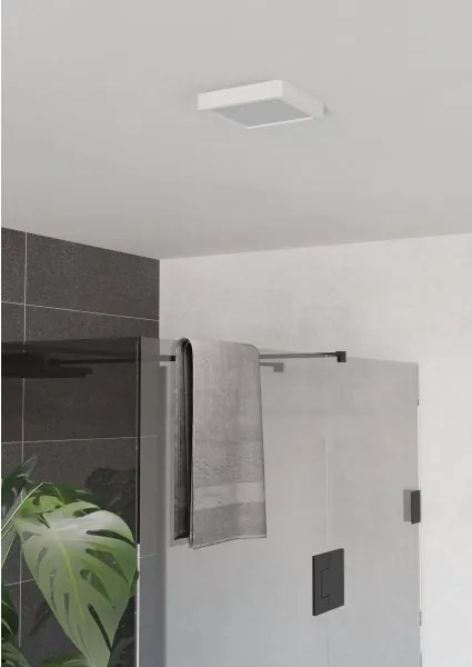 Eglo 901335 - FUEVA fürdőszobai mennyezeti LED lámpa, 7 W, 230 V, 15x15 cm, IP44, fehér