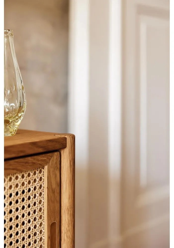 Tölgyfa TV-állvány 142x64 cm Pola - The Beds