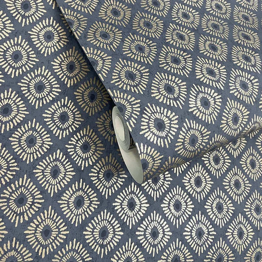 Holden Decor Journey to the East Sunstone sötétkék geometrikus vlies tapéta – 91872
