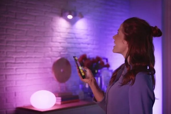 Philips Hue WACA kezdőcsomag 3xGU10/4,2W 2000-6500K + csatlakoztatáshoz szükséges eszköz