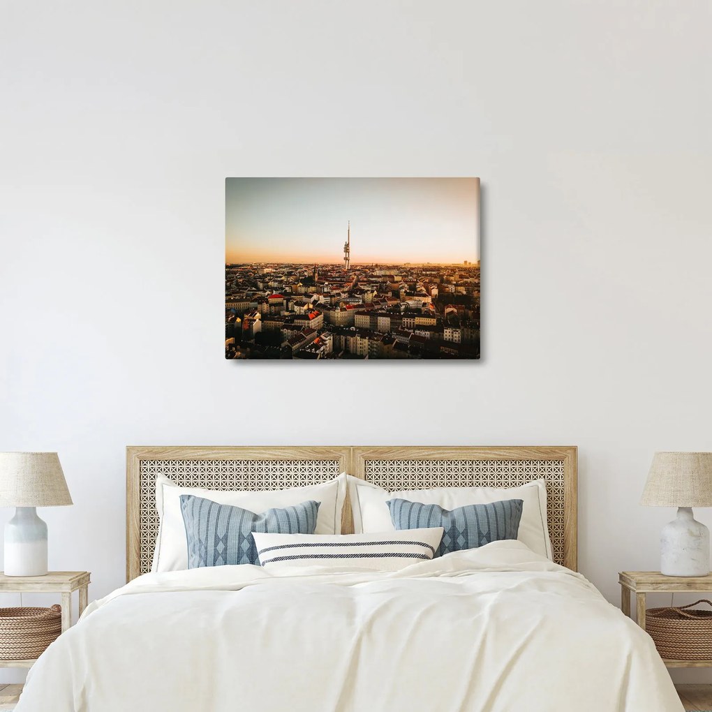 Vászonkép - Naplemente Zizkov felett (70x50 cm)