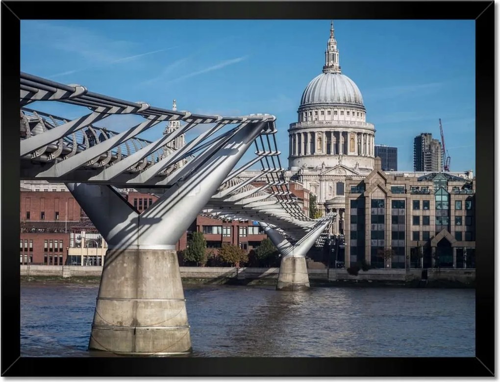 Poszterek keretben 40x30 London Millennium híd