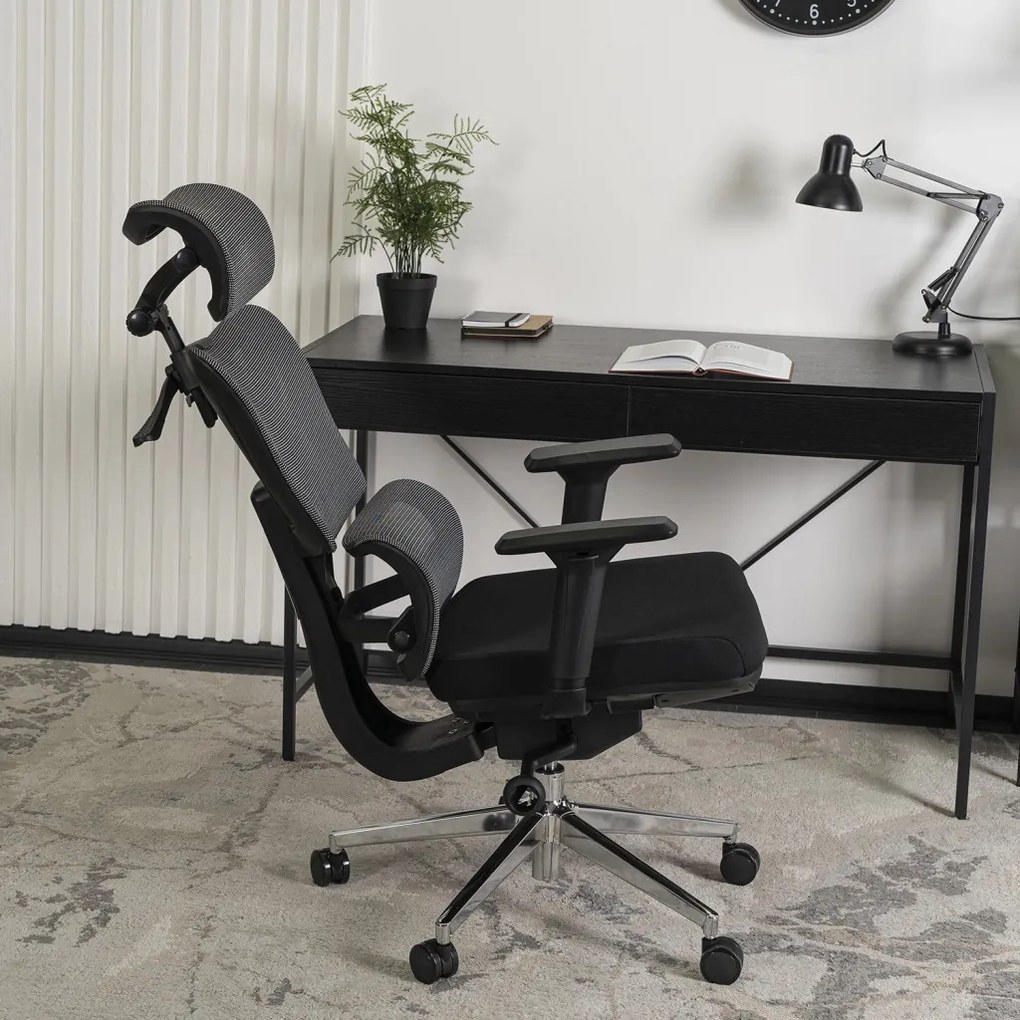 Irodai Forgószék Fekete Színben. DELSIN