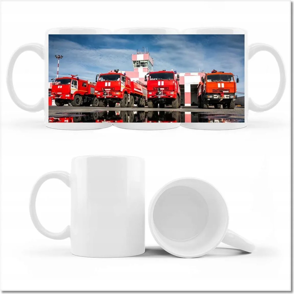 Nyomott mintás bögre Tűzoltóautók a tűzoltóságon