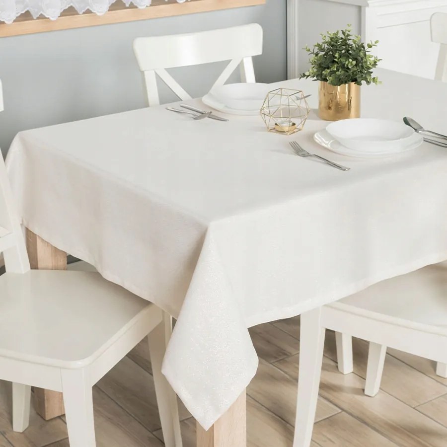 Harper Abrosz vízálló, szegélyezett léc 2 cm, 140x180cm, arany lurex