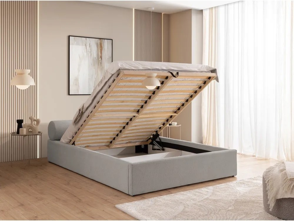 Világosszürke kárpitozott ágyneműtartós franciaágy ágyráccsal 180x200 cm Cille – Ropez