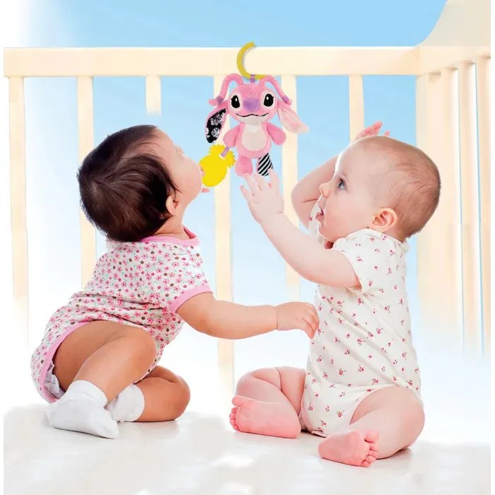 Disney Lilo és Stitch, A csillagkutya Angel plüss figura és rágóka Clementoni