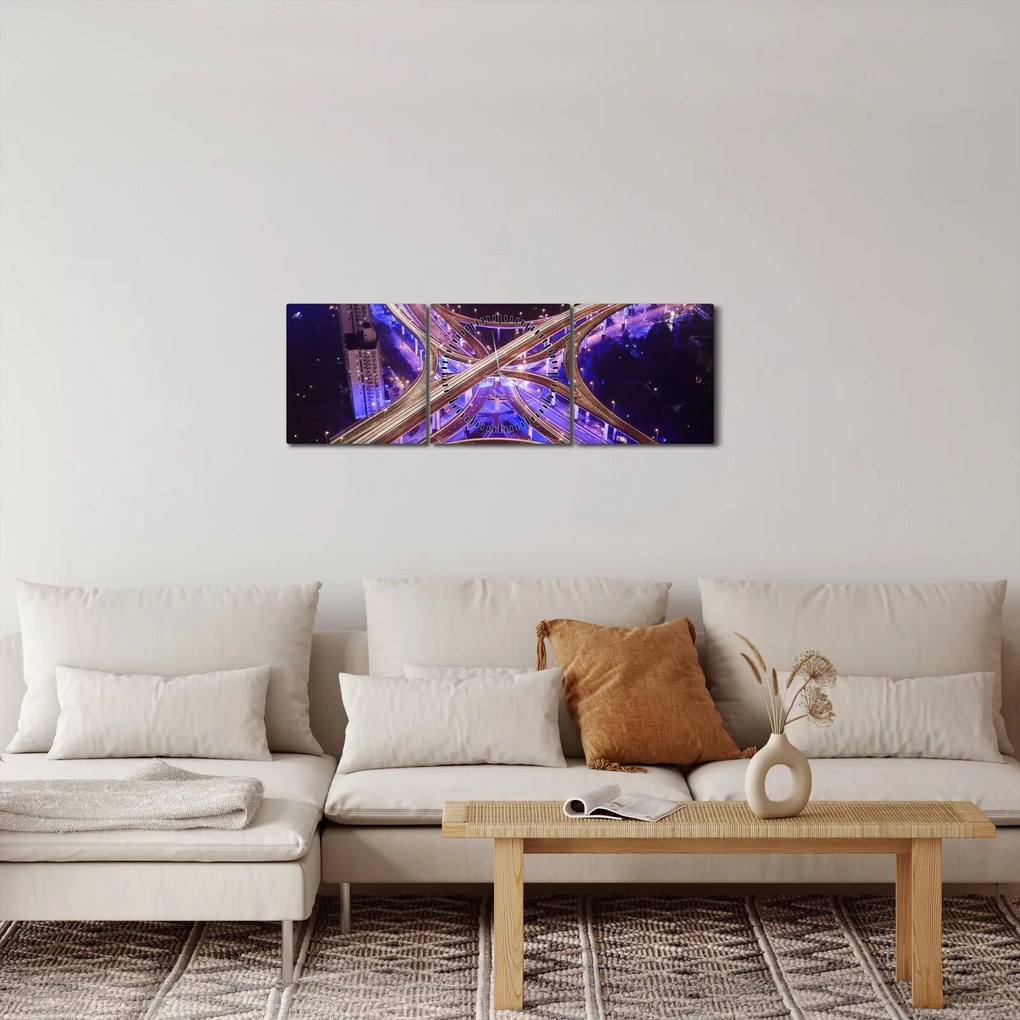 Egy kép egy nagy kereszteződésről éjjel (órával) (90x30 cm)