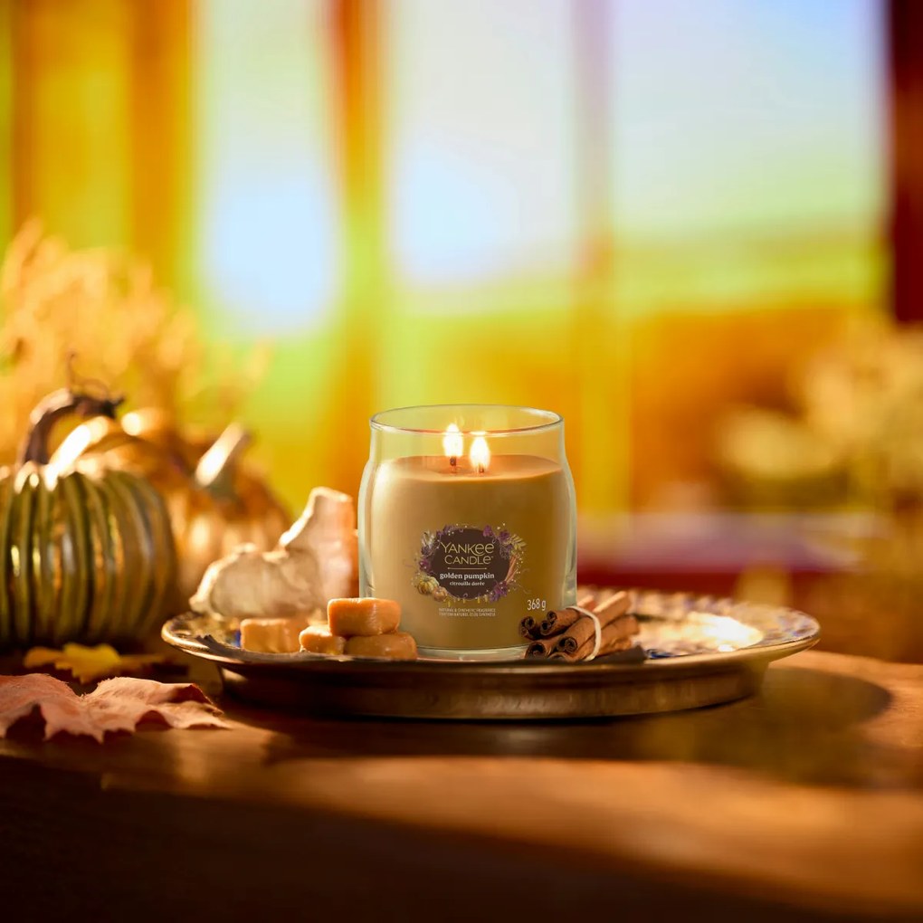 Yankee Candle Signature Golden Pumpkinillatgyertya, közepes méretű, 368 g, M
