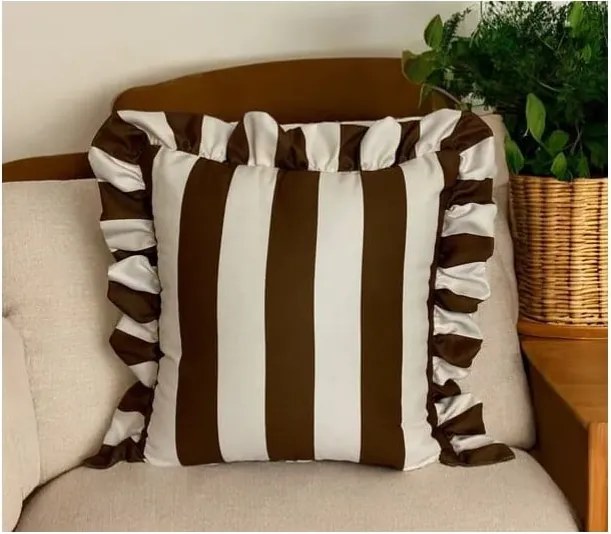 Párnahuzat 45x45 cm Ruffled – Mila Home