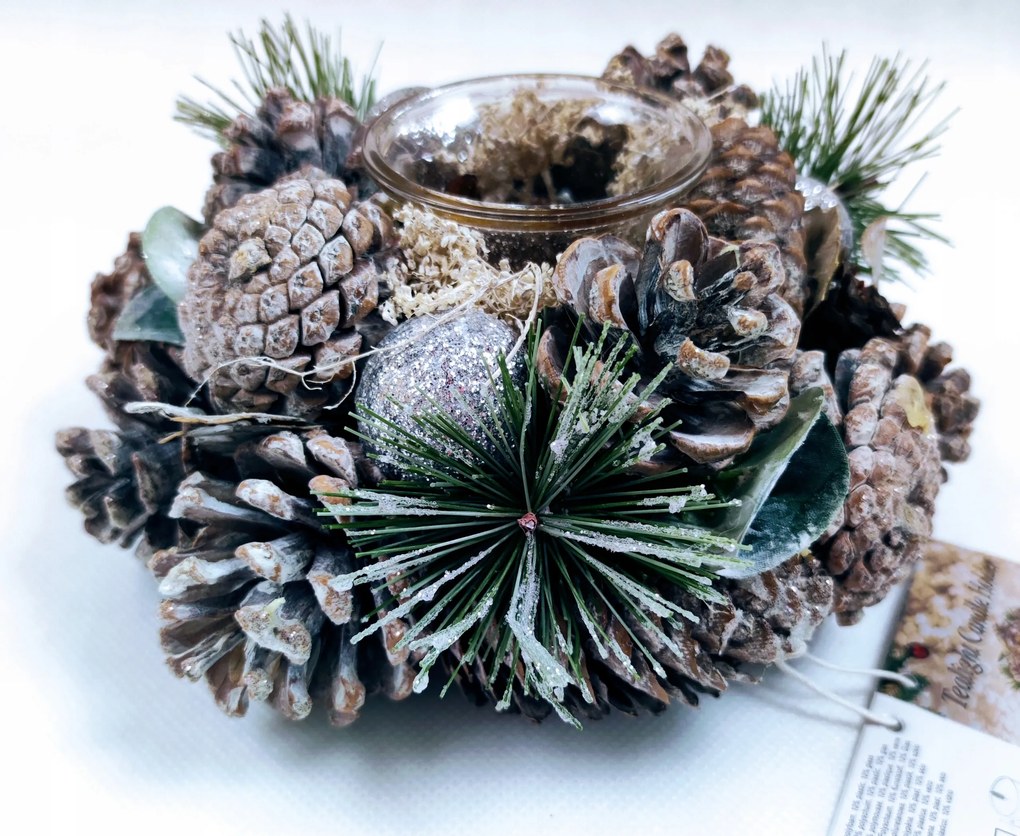 Dekoratív gyertyatartó asztaldísz toboz