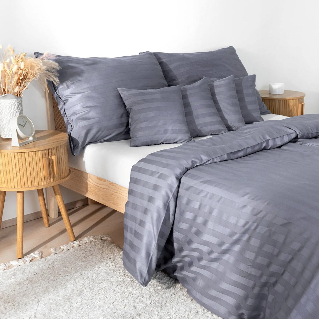 Goldea damaszt ágyneműhuzat - sötétszürke csíkos 140 x 220 és 70 x 90 cm