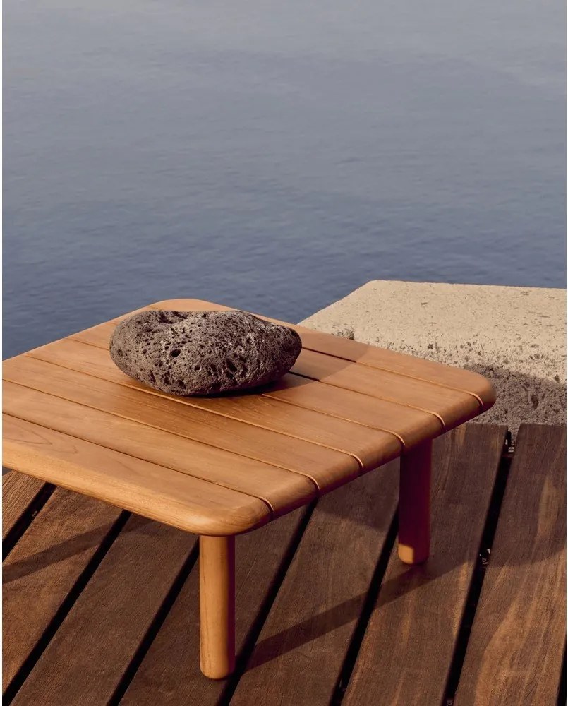 Teakfa kerti dohányzóasztal 70x70 cm Turqueta – Kave Home
