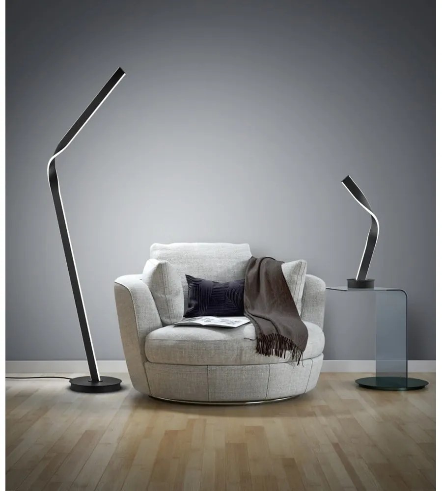 Fekete LED asztali lámpa fém búrával (magasság 64,5 cm) Cicenza – CINQUE