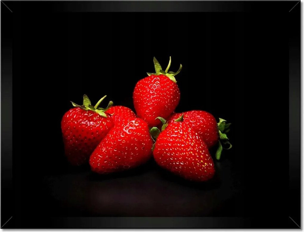 Poszterek keretben 40x30 Eper fekete alapon